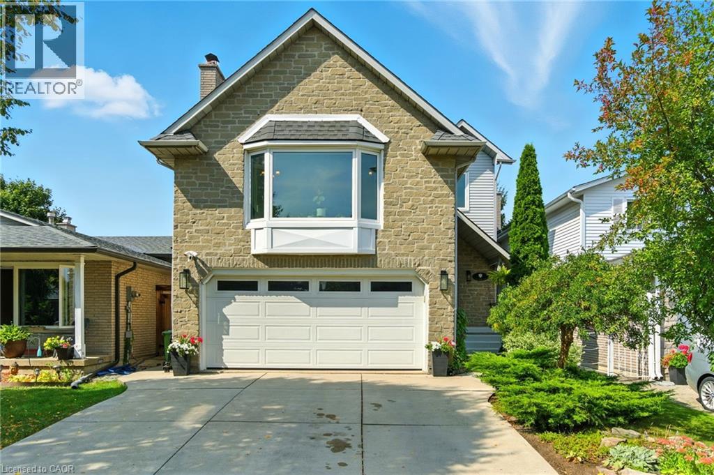 10 MILLPOND Place, hamilton, Ontario