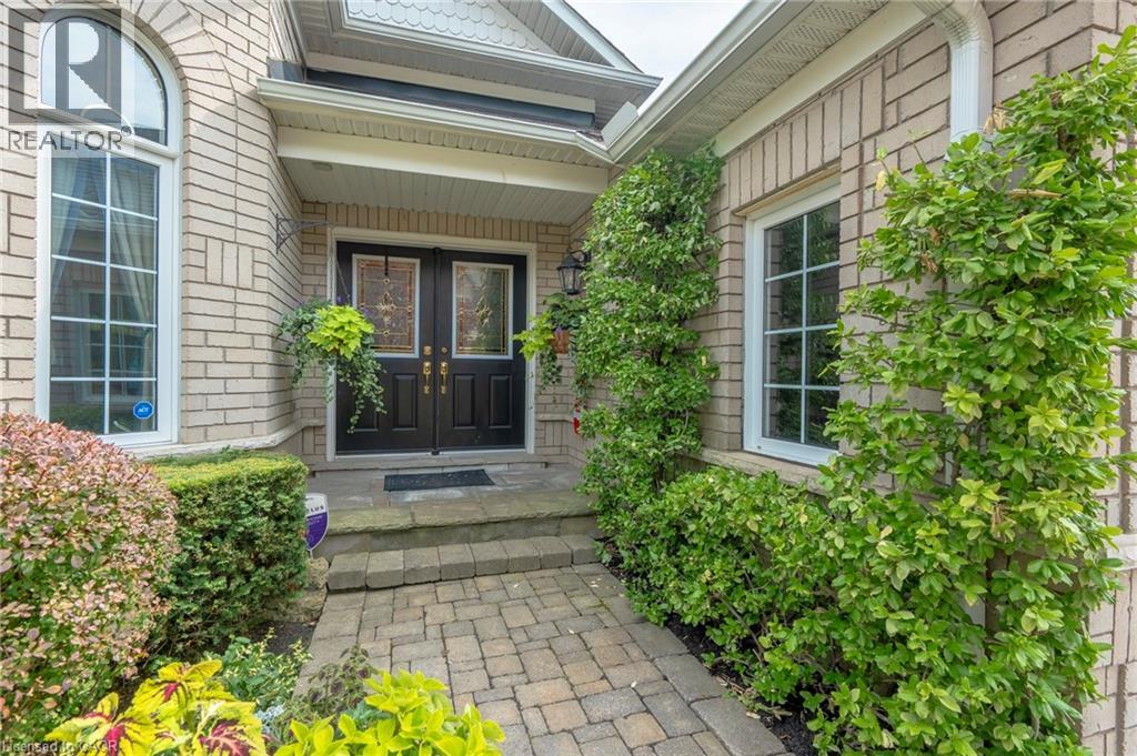 19 Brydale Court, Hamilton, Ontario  L9H 7R9 - Photo 3 - 40772223
