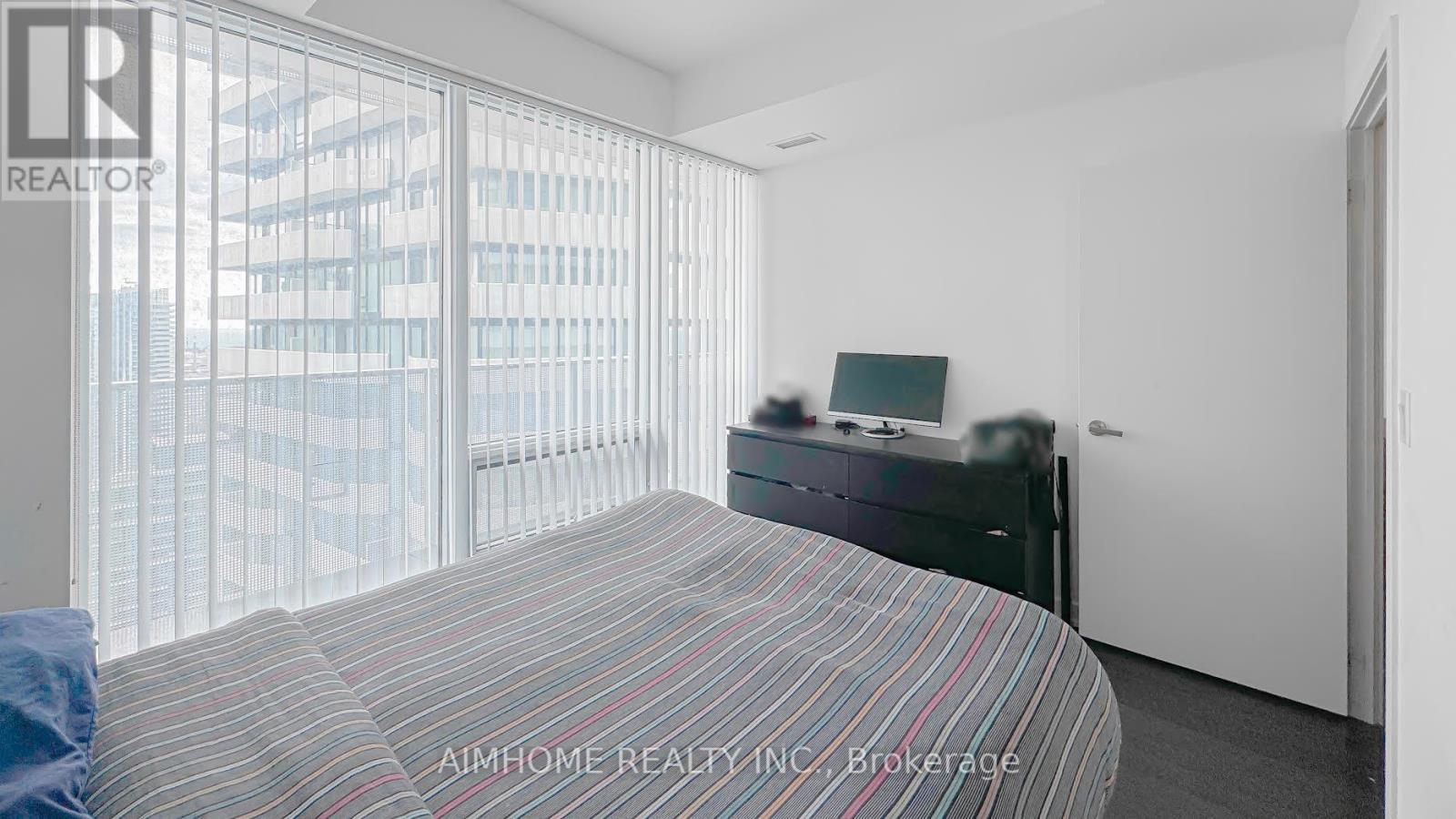 6506 - 100 Harbour Street, Toronto (Waterfront Communities), Ontario  M5J 0B5 - Photo 10 - C12129373