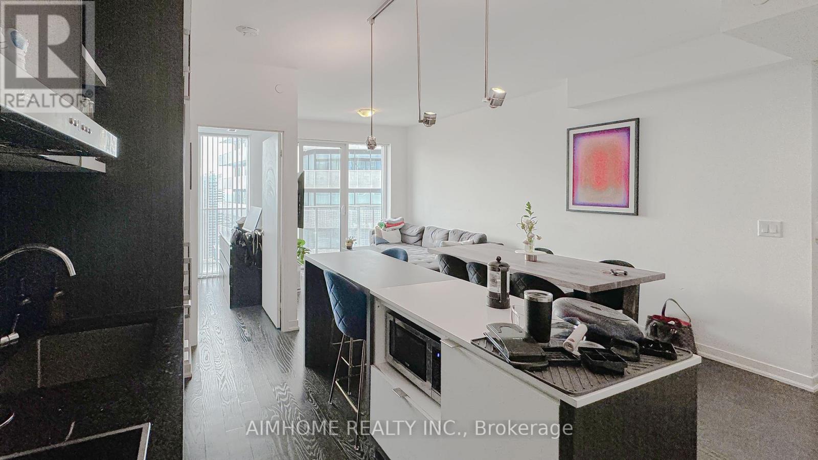 6506 - 100 Harbour Street, Toronto (Waterfront Communities), Ontario  M5J 0B5 - Photo 7 - C12129373