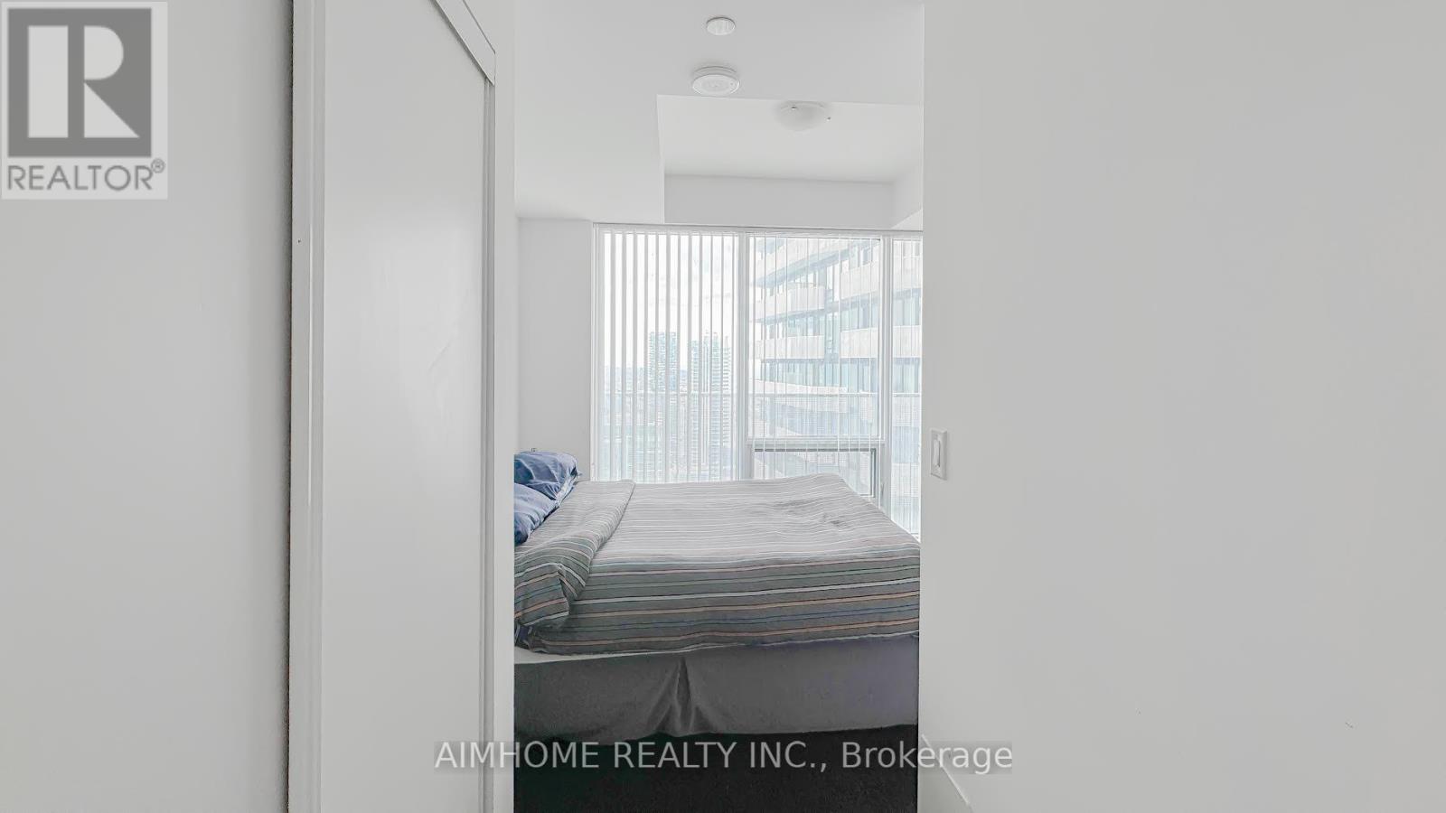 6506 - 100 Harbour Street, Toronto (Waterfront Communities), Ontario  M5J 0B5 - Photo 12 - C12129373