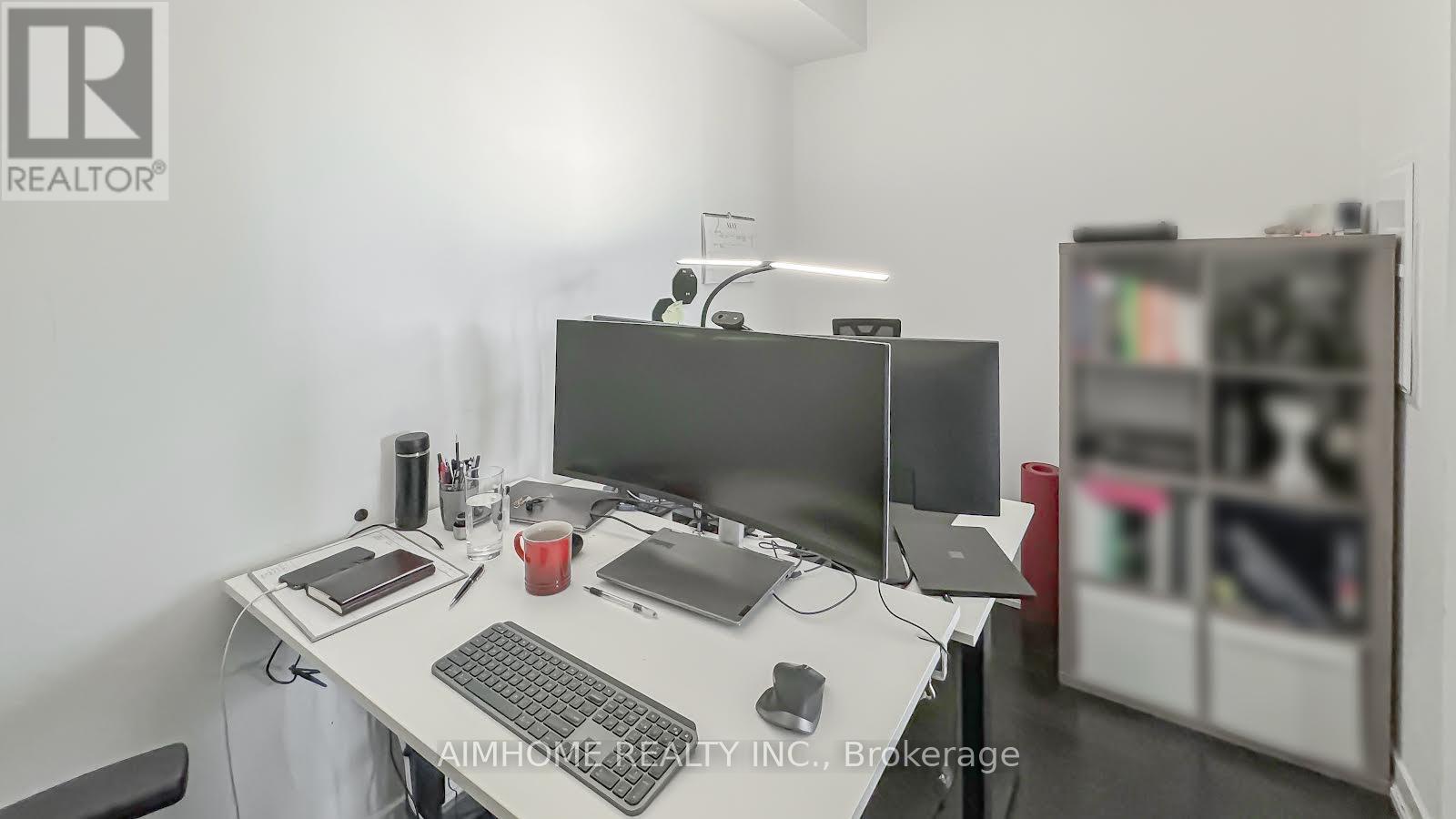 6506 - 100 Harbour Street, Toronto (Waterfront Communities), Ontario  M5J 0B5 - Photo 16 - C12129373