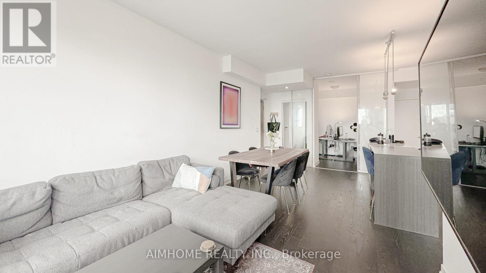 6506 - 100 Harbour Street, Toronto (Waterfront Communities), Ontario  M5J 0B5 - Photo 4 - C12129373