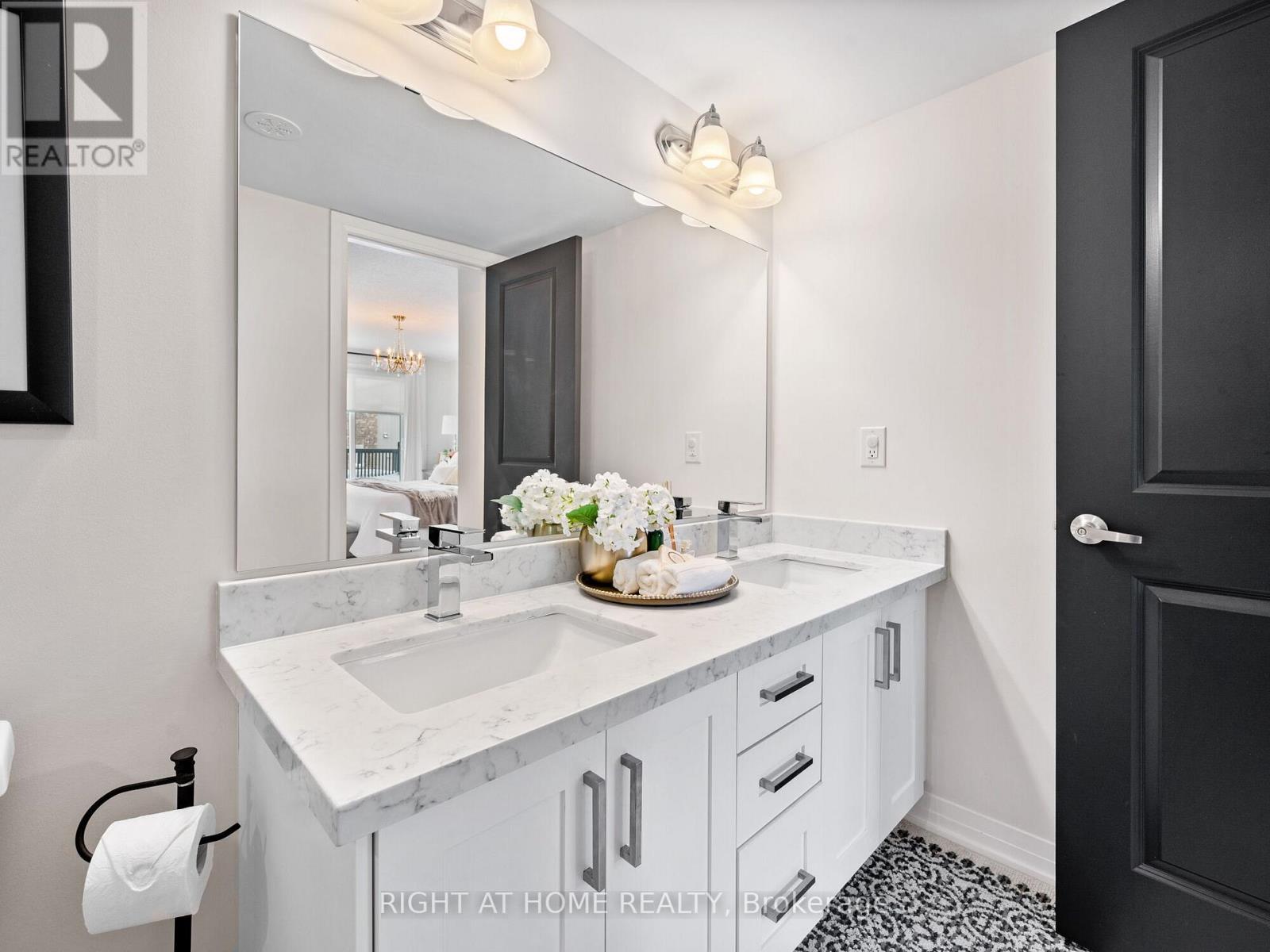 8-50 Baynes Way, Bradford West Gwillimbury, Ontario  L3Z 4M4 - Photo 15 - N12419133