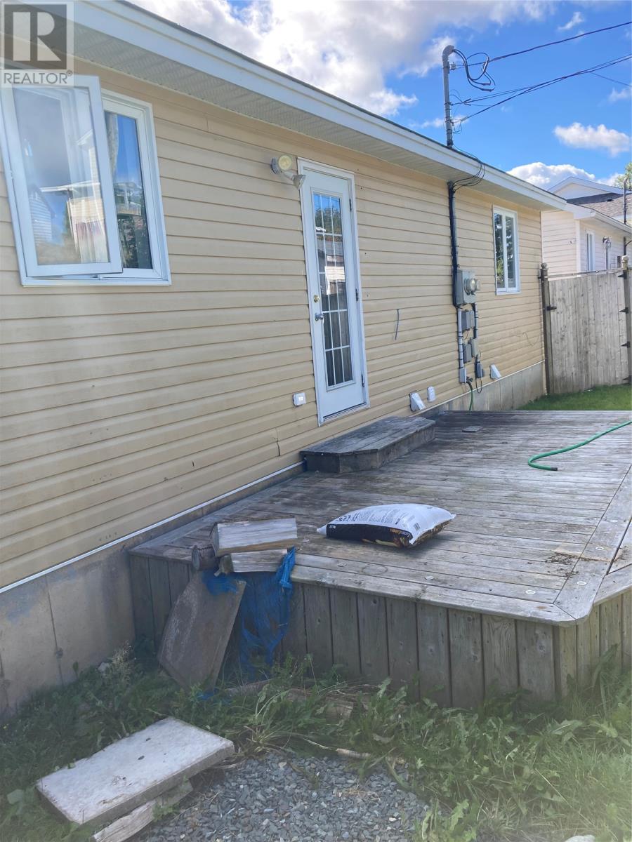 93 Carlisle Drive, Paradise, Newfoundland & Labrador  A1L 3S4 - Photo 4 - 1290759