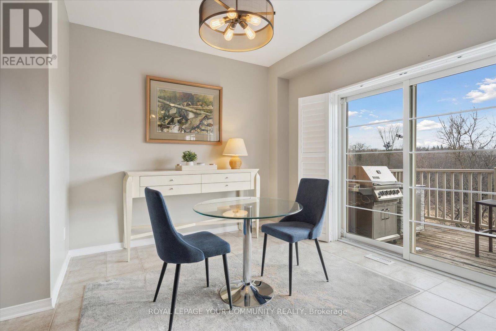 118 Chapman Court, Aurora (Aurora Grove), Ontario  L4G 0E2 - Photo 20 - N12419147