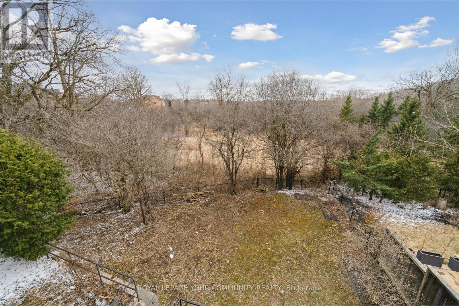 118 Chapman Court, Aurora (Aurora Grove), Ontario  L4G 0E2 - Photo 22 - N12419147