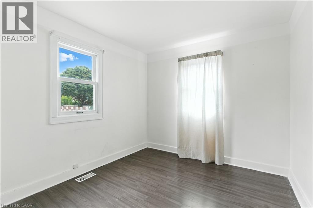 36 West 3rd Street Unit# Main, Hamilton, Ontario  L9C 3J7 - Photo 17 - 40756169