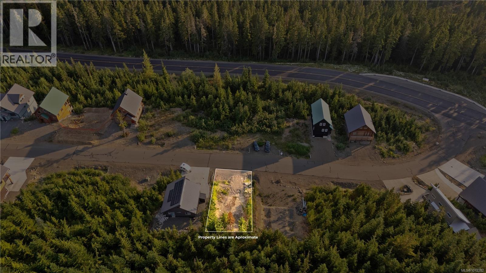 960 Cruikshank Ridge, Courtenay, British Columbia  V9J 1L0 - Photo 6 - 1012282