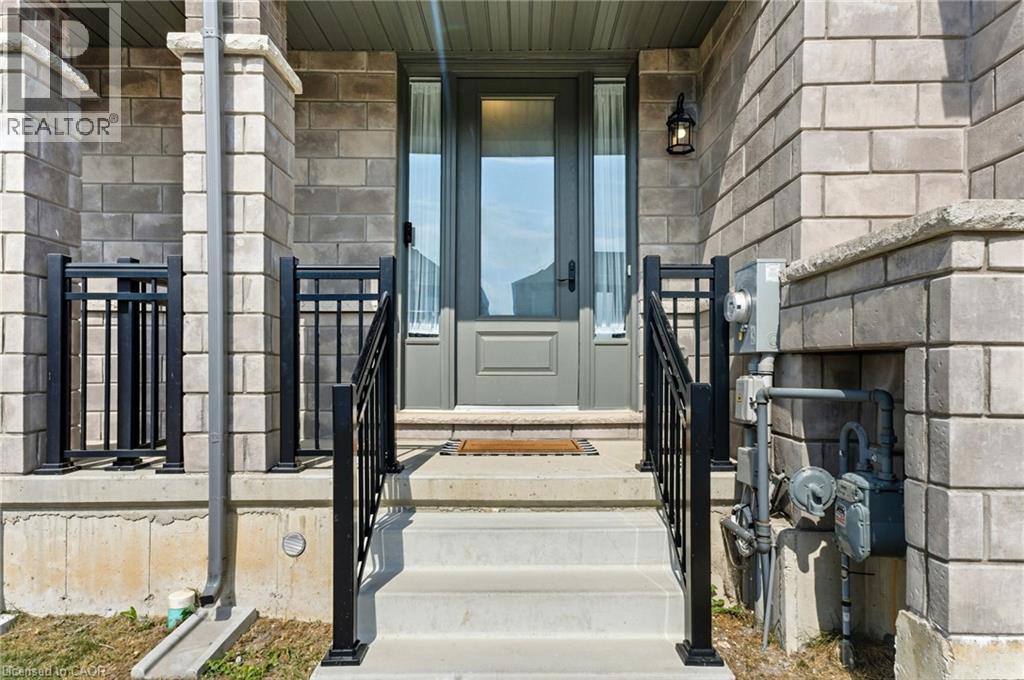 872 Sobeski Avenue, Woodstock, Ontario  N4T 0P2 - Photo 2 - 40770833