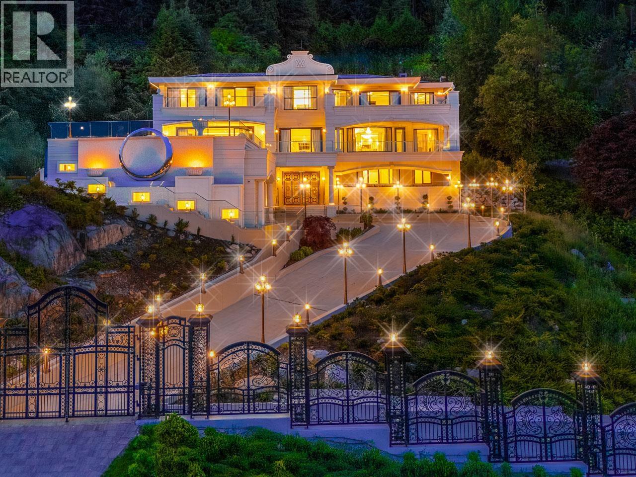 1121 CRESTLINE ROAD, West Vancouver, British Columbia