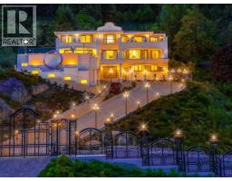 1121 CRESTLINE ROAD, West Vancouver, British Columbia