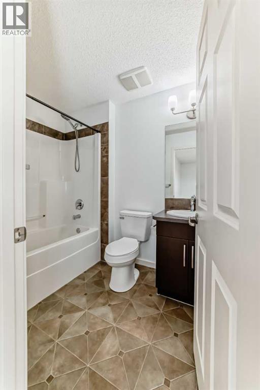 24 Sunset Link, Cochrane, Alberta  T4C 0M1 - Photo 20 - A2238609
