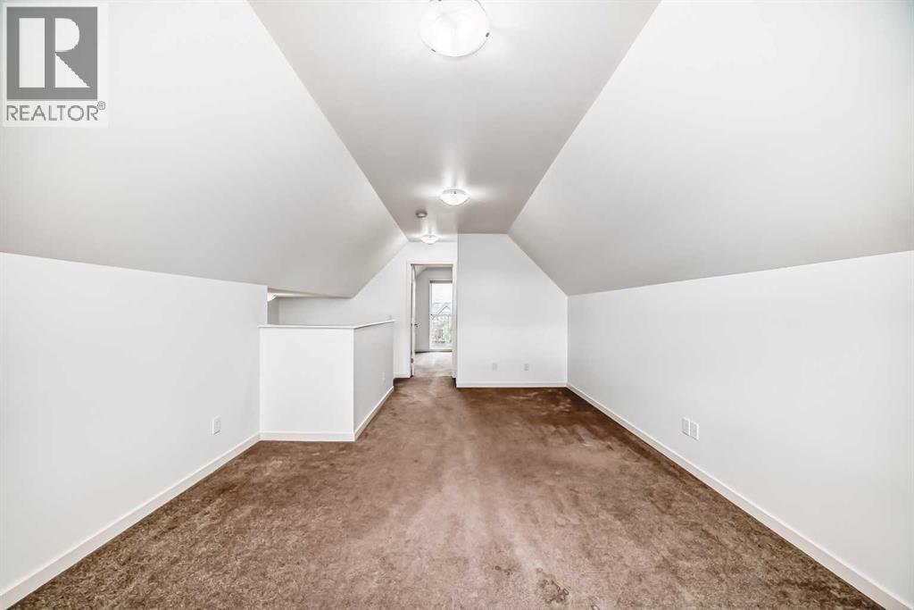 24 Sunset Link, Cochrane, Alberta  T4C 0M1 - Photo 32 - A2238609