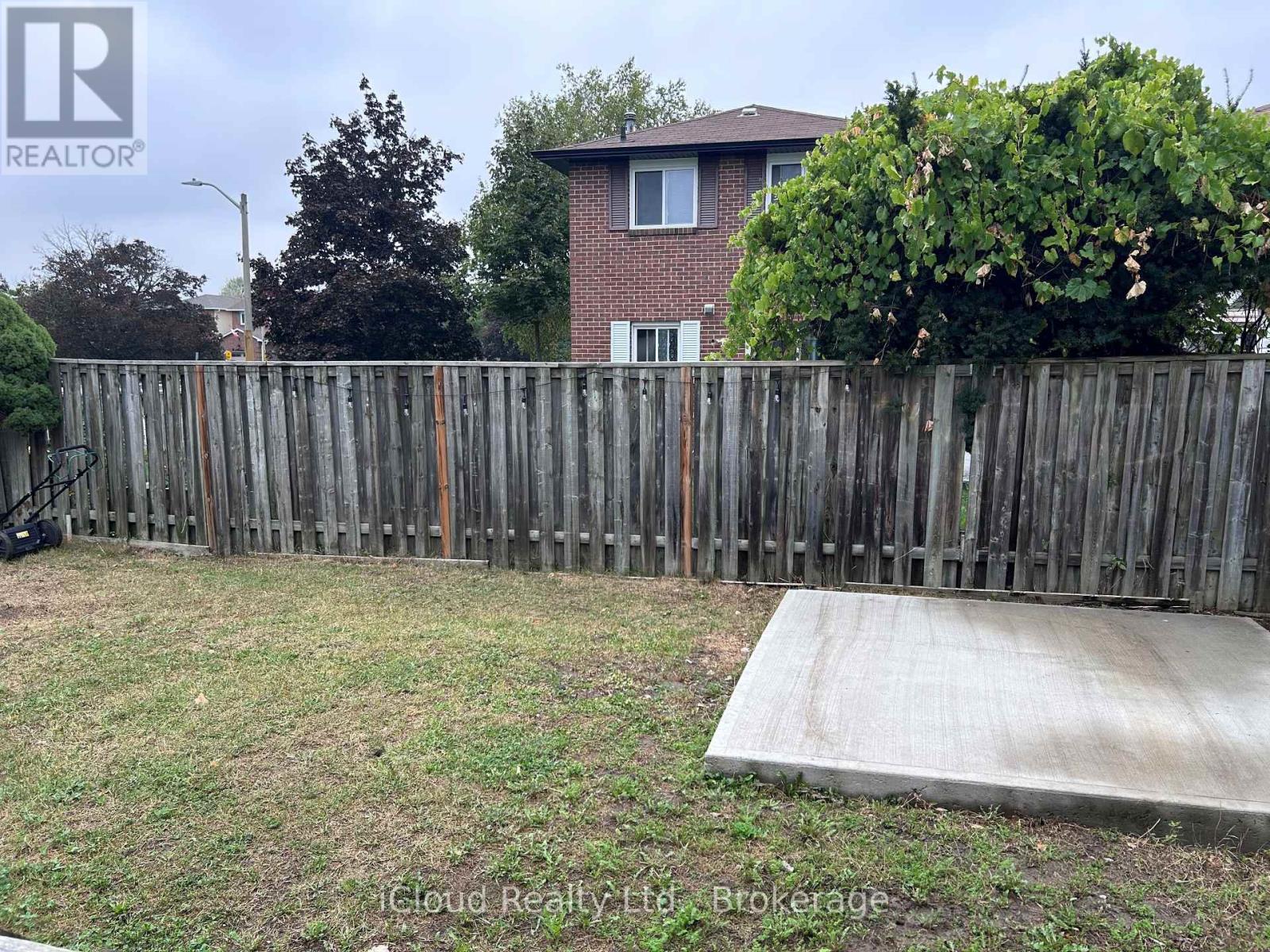 2 Tropical Court, Brampton, Ontario  L6Z 2B9 - Photo 28 - W12419722
