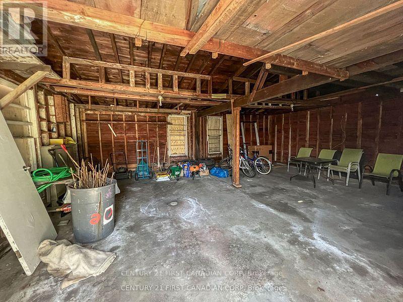 67 Sackville Street, London East, Ontario  N5Z 2E3 - Photo 6 - X12419925