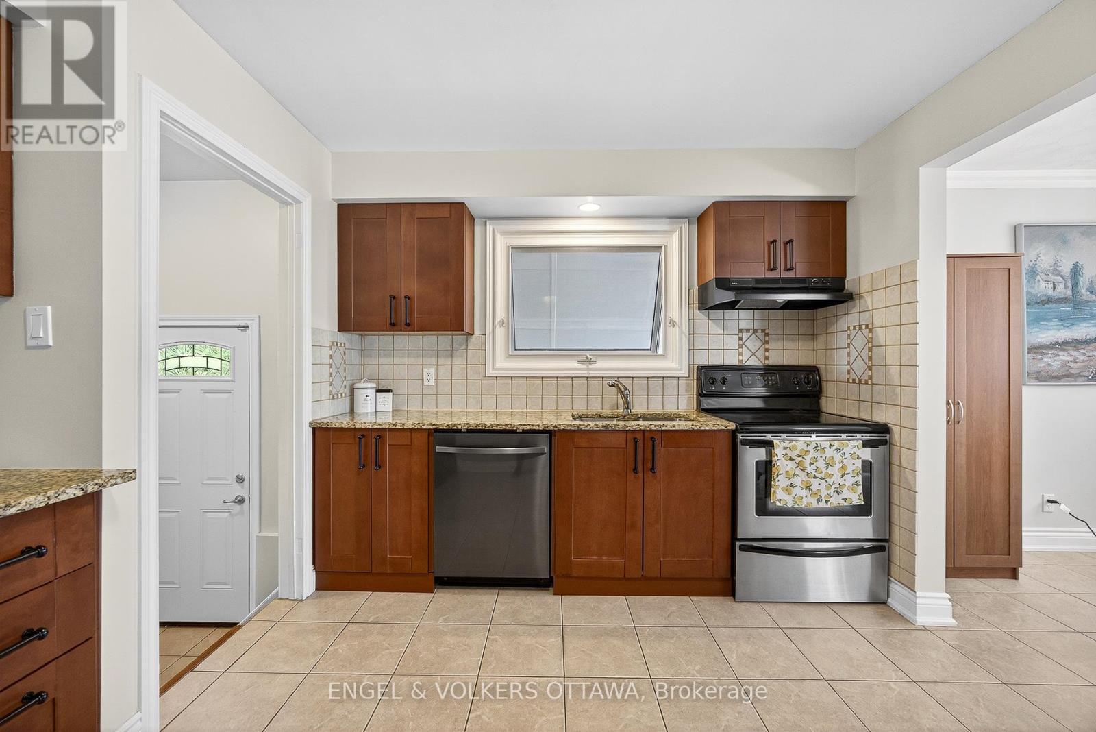 1291 Notting Hill Avenue, Ottawa, Ontario  K1V 6T5 - Photo 10 - X12419992