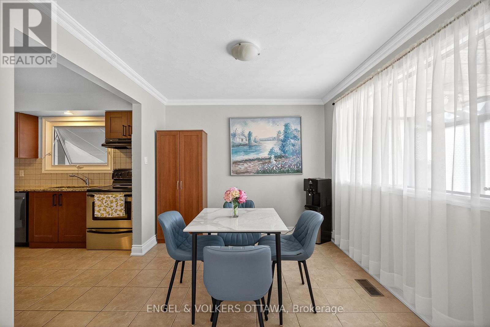 1291 Notting Hill Avenue, Ottawa, Ontario  K1V 6T5 - Photo 8 - X12419992