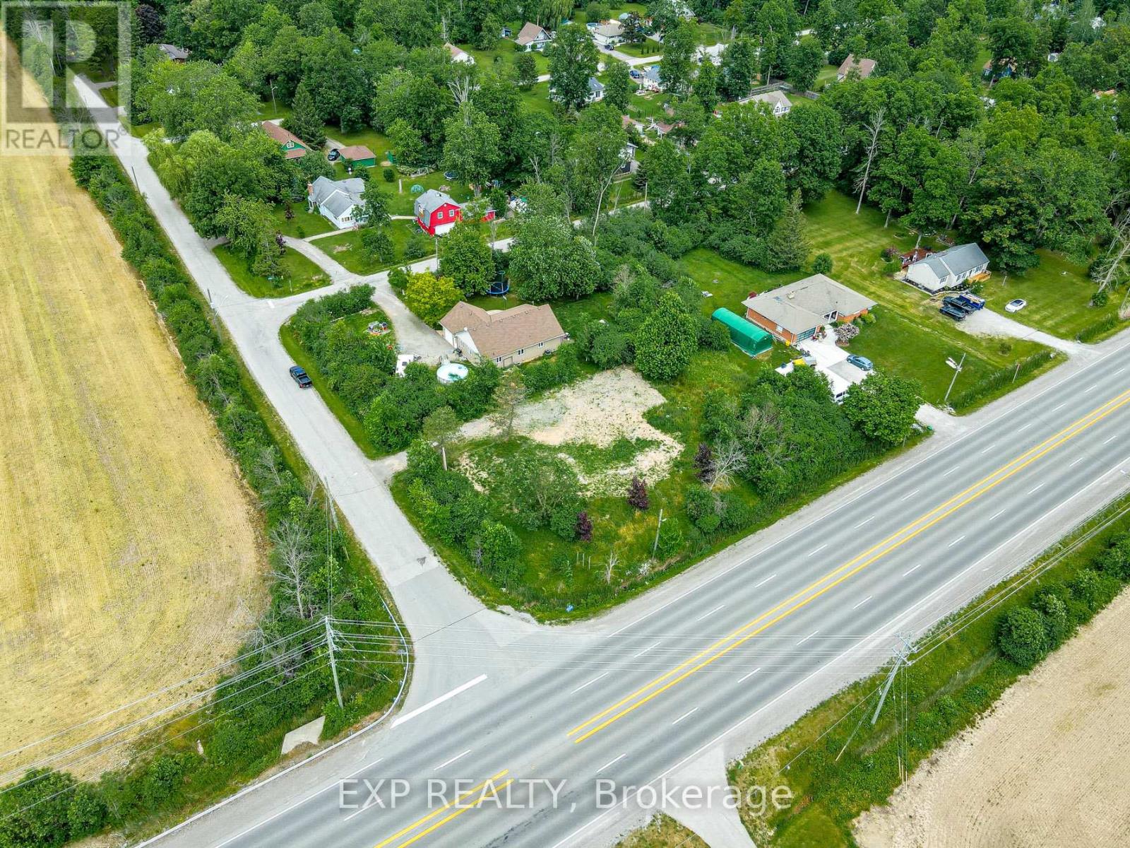 2000 Garrison Road, Fort Erie, Ontario  L2A 5M4 - Photo 2 - X12419880