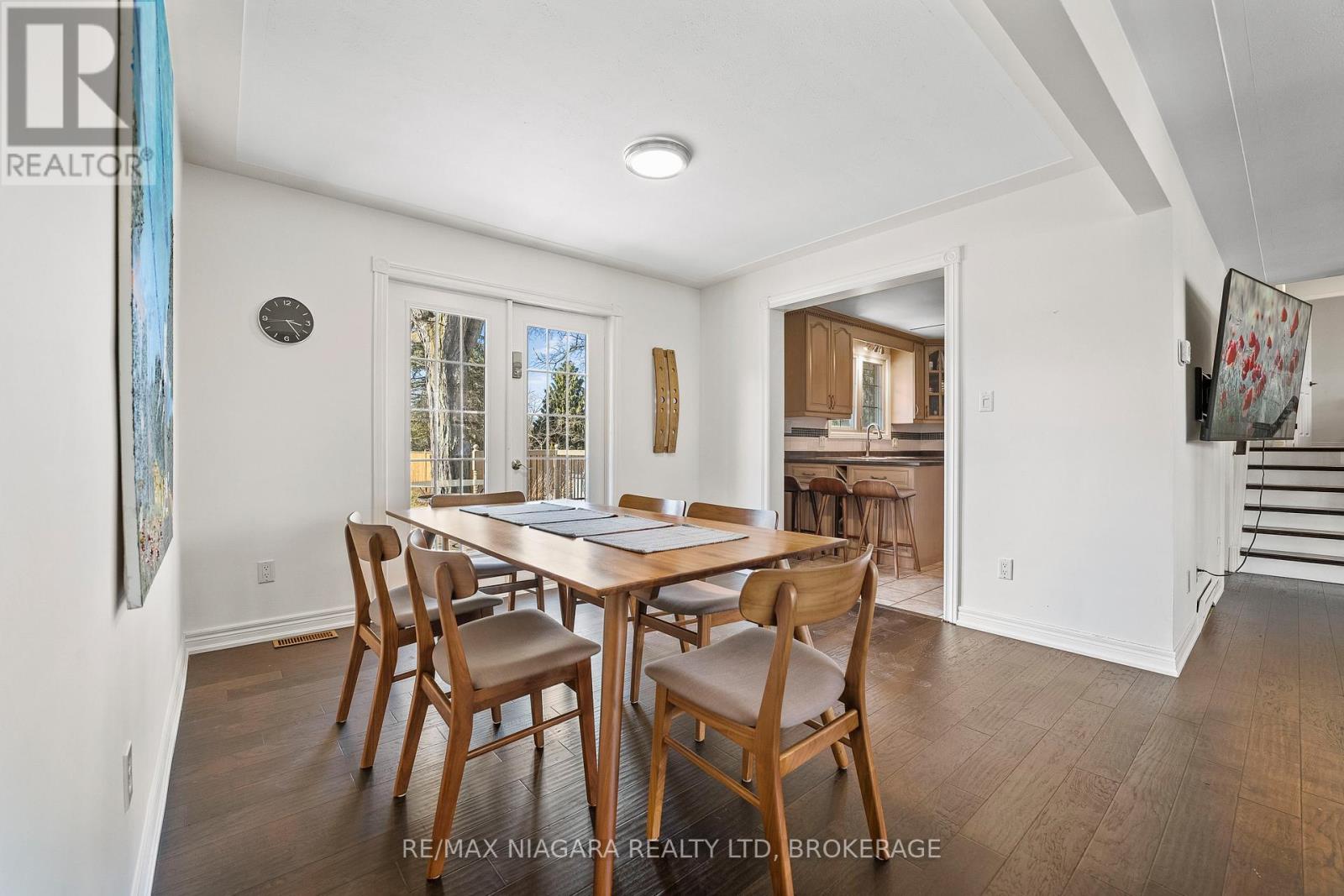 375 Mississauga Street N, Niagara-On-The-Lake (Town), Ontario  L0S 1J0 - Photo 11 - X12419953