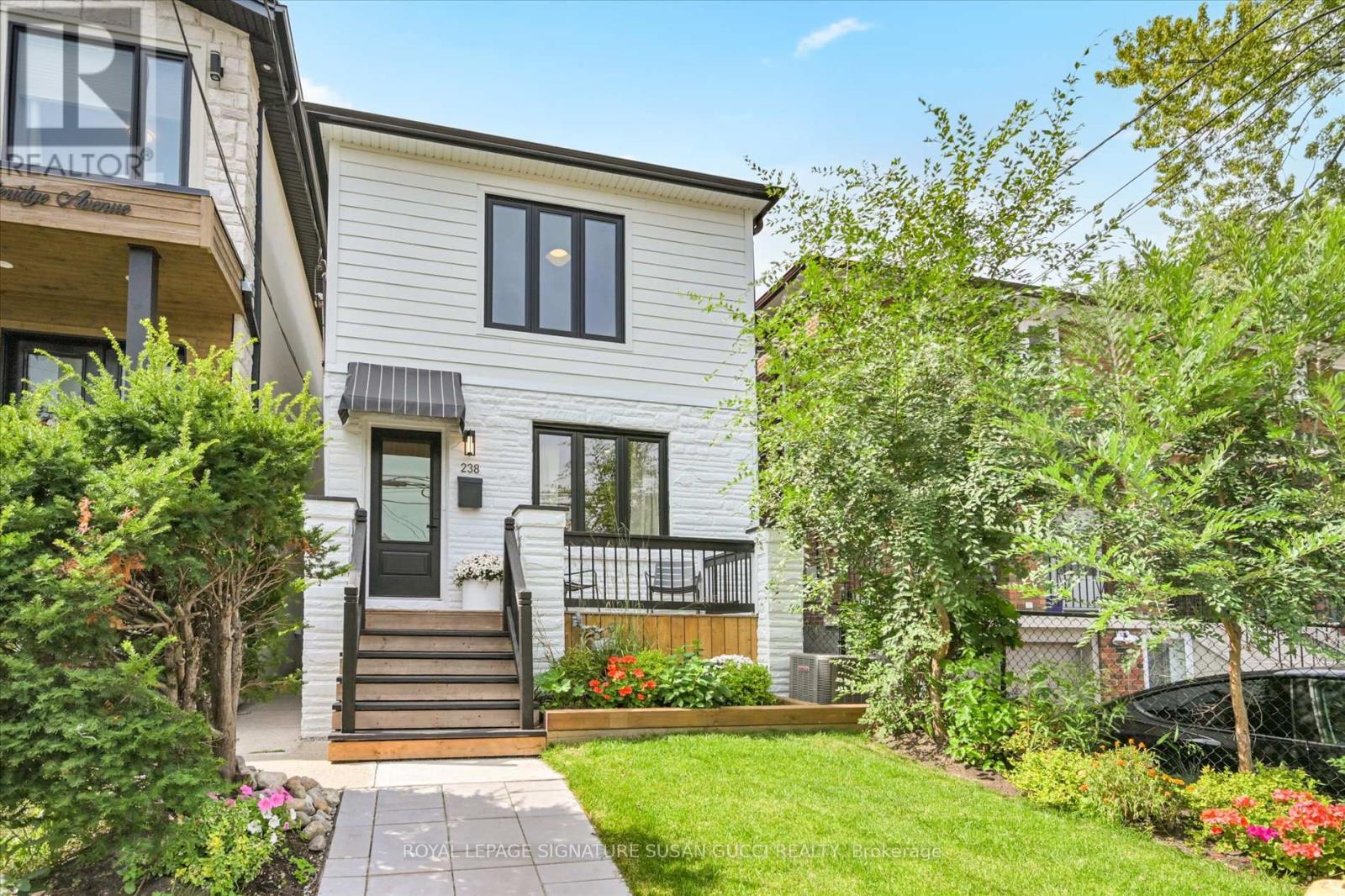 238 Coleridge Avenue, Toronto, Ontario  M4C 4J1 - Photo 2 - E12419794