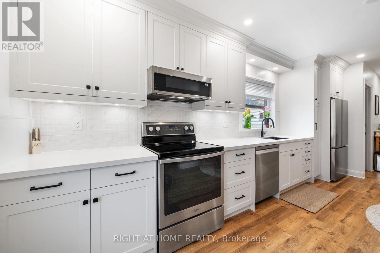 739 Albert Street, Oshawa, Ontario  L1H 4T7 - Photo 8 - E12419943