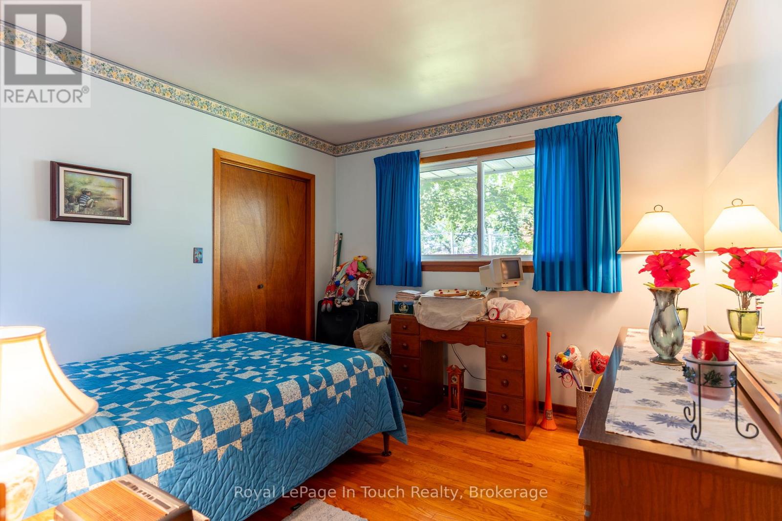 3957 Horseshoe Valley Road W, Springwater (Anten Mills), Ontario  L9X 1E9 - Photo 23 - S12419911