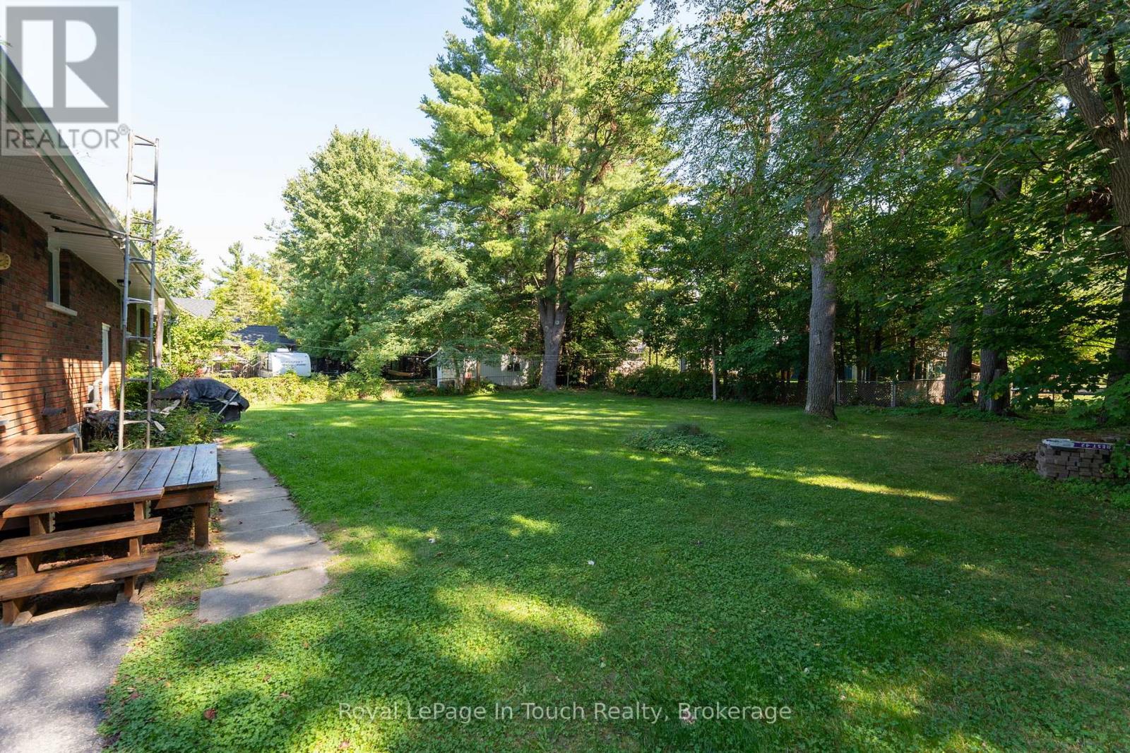 3957 Horseshoe Valley Road W, Springwater (Anten Mills), Ontario  L9X 1E9 - Photo 9 - S12419911