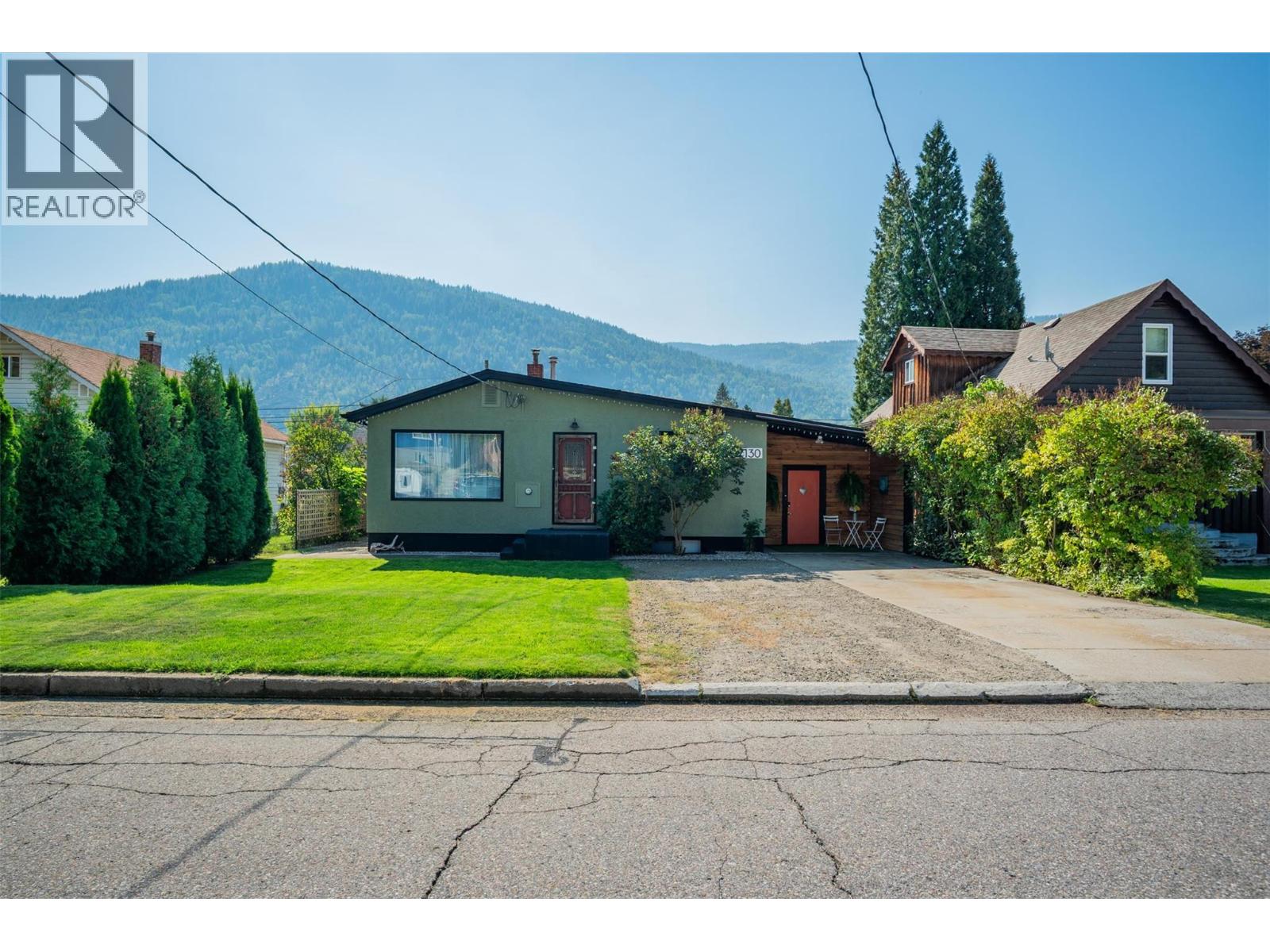 2130 Seventh Avenue, Trail, British Columbia  V1R 3C6 - Photo 1 - 10363727