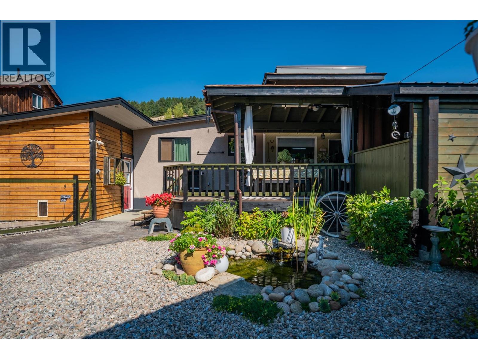 2130 Seventh Avenue, Trail, British Columbia  V1R 3C6 - Photo 65 - 10363727