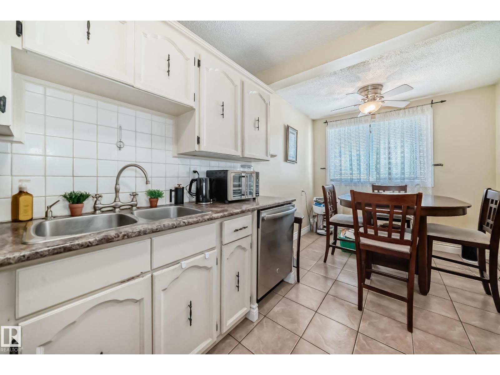 472 Clareview Rd Nw Nw, Edmonton, Alberta  T5A 4G6 - Photo 8 - E4458974