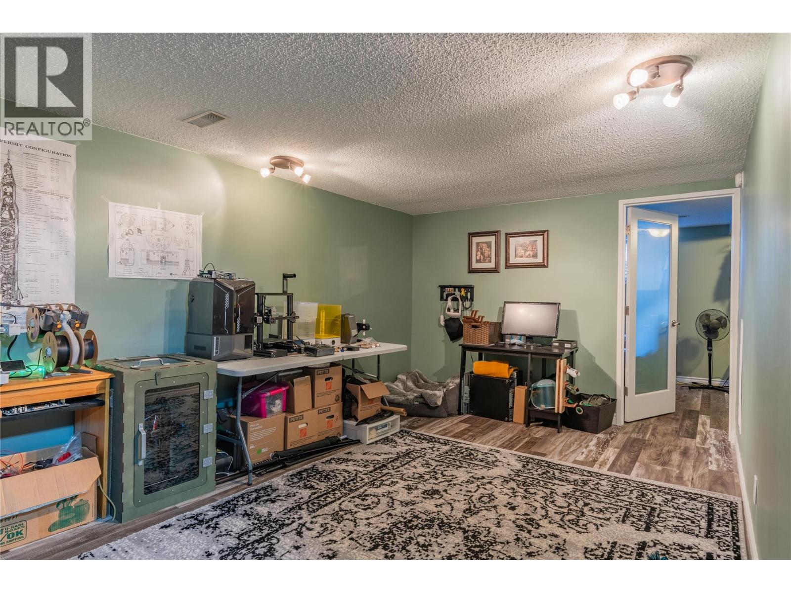 2130 Seventh Avenue, Trail, British Columbia  V1R 3C6 - Photo 22 - 10363727