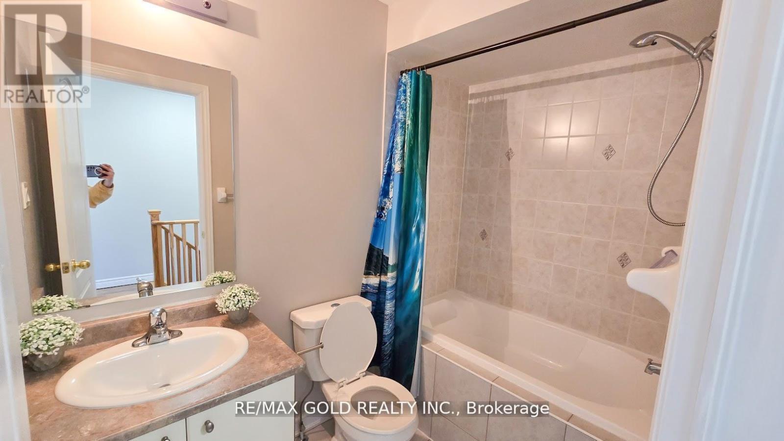 8 Tilden Road, Brampton, Ontario  L6R 0W5 - Photo 13 - W12419808