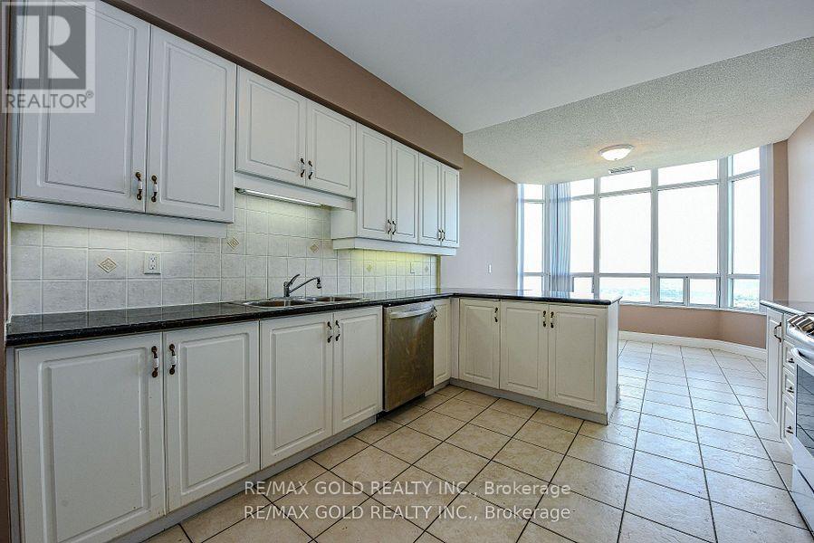 3205 - 35 Kingsbridge Garden, Mississauga, Ontario  L5R 3Z5 - Photo 46 - W12419825