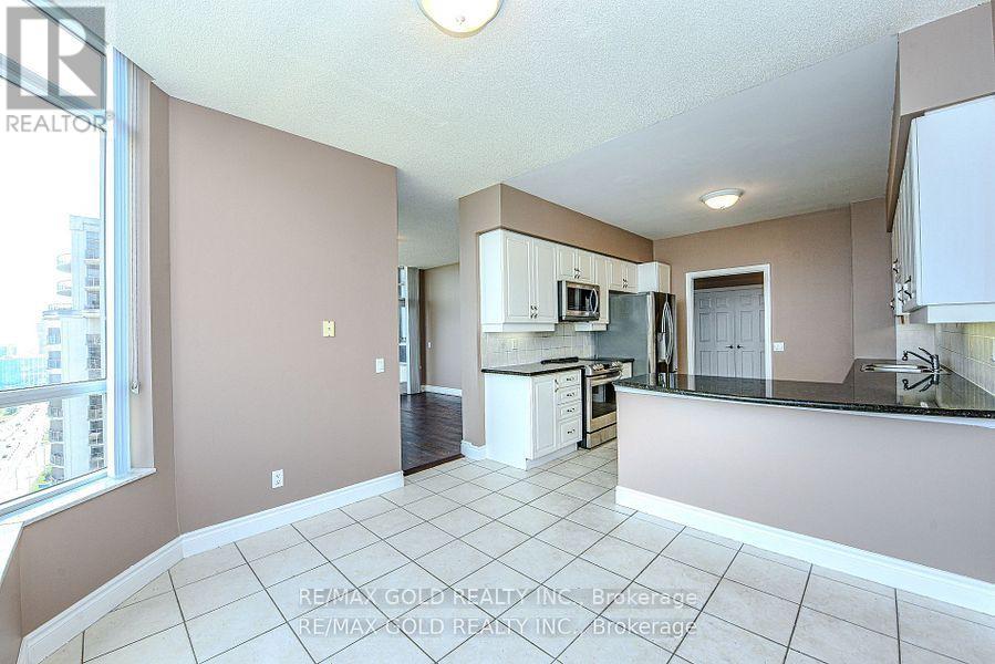 3205 - 35 Kingsbridge Garden, Mississauga, Ontario  L5R 3Z5 - Photo 8 - W12419825