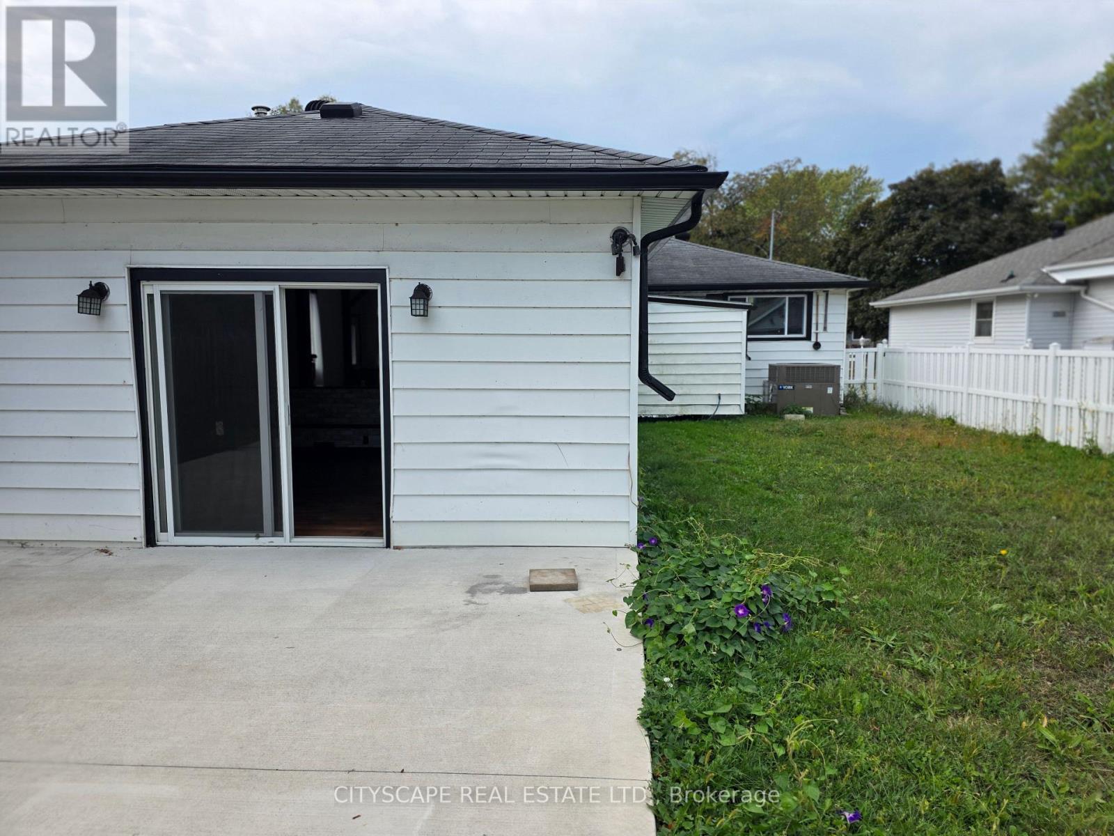 1650 Glendale Avenue, Windsor, Ontario  N8T 2N2 - Photo 34 - X12419795