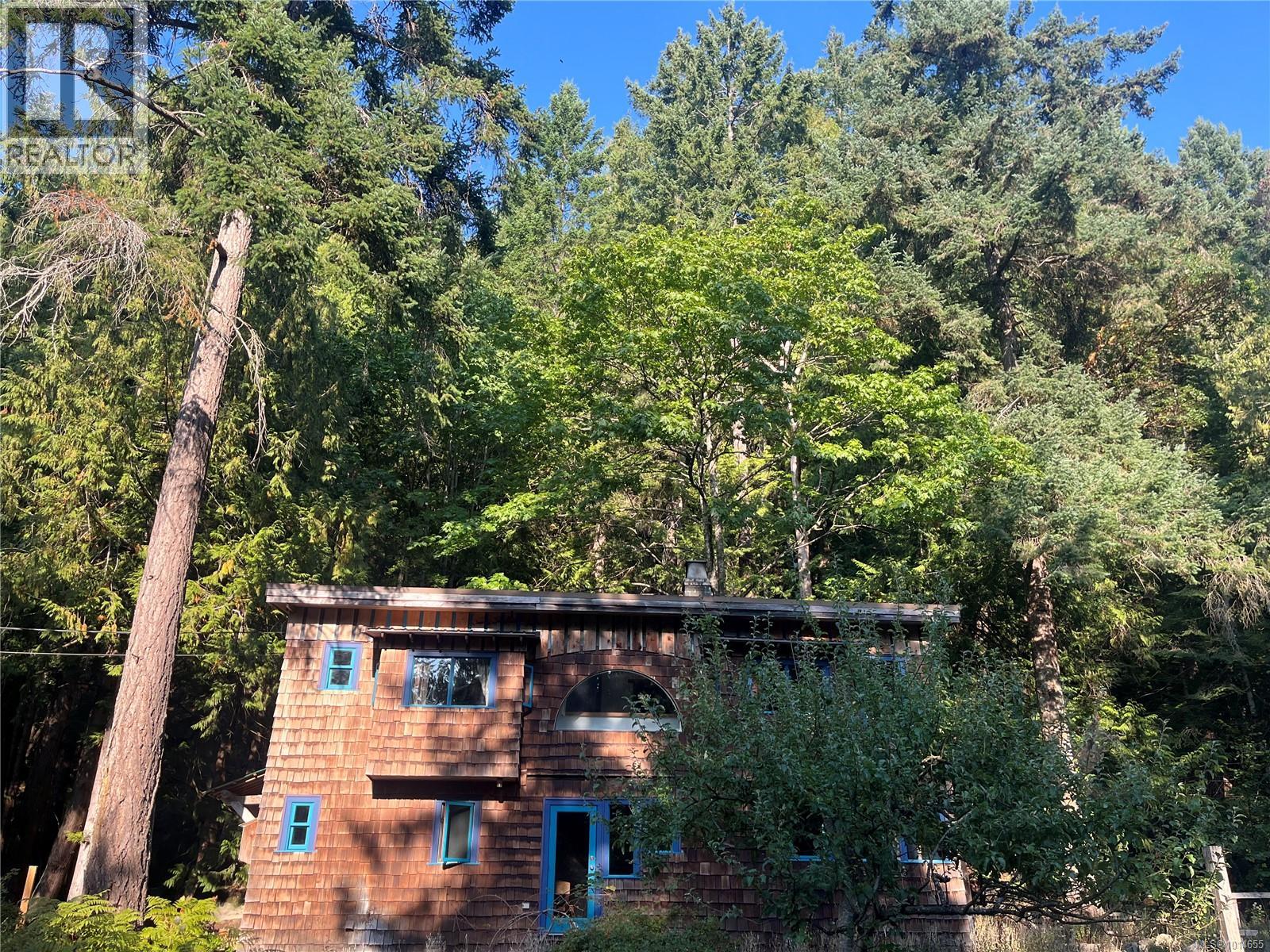 948 Harrison Way, Gabriola Island, British Columbia  V0R 1X2 - Photo 2 - 1014655
