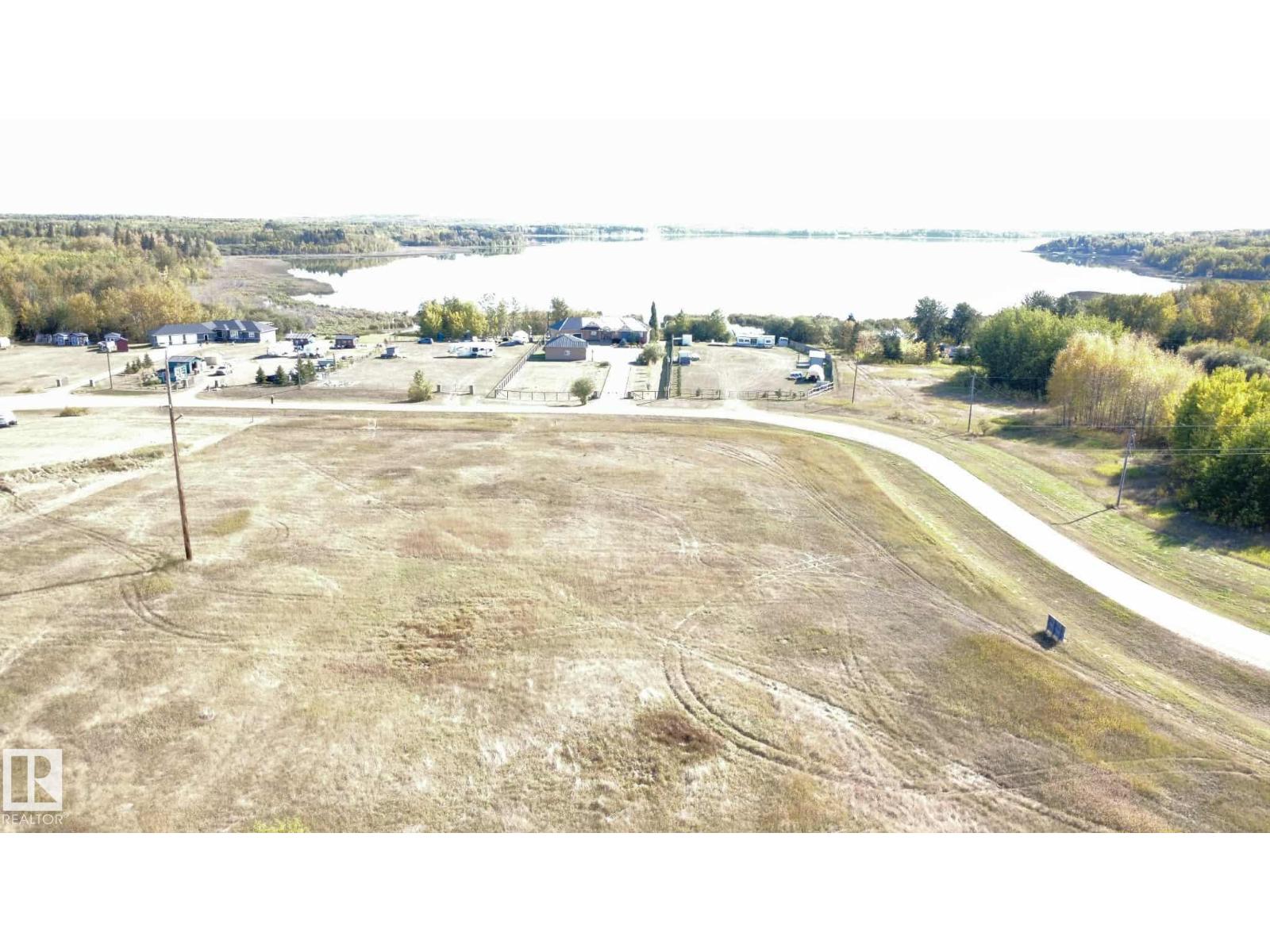 9 Bechthold Bay /104, 191054 Twp 652, Rural Athabasca County, Alberta  T0A 0M0 - Photo 2 - E4458977