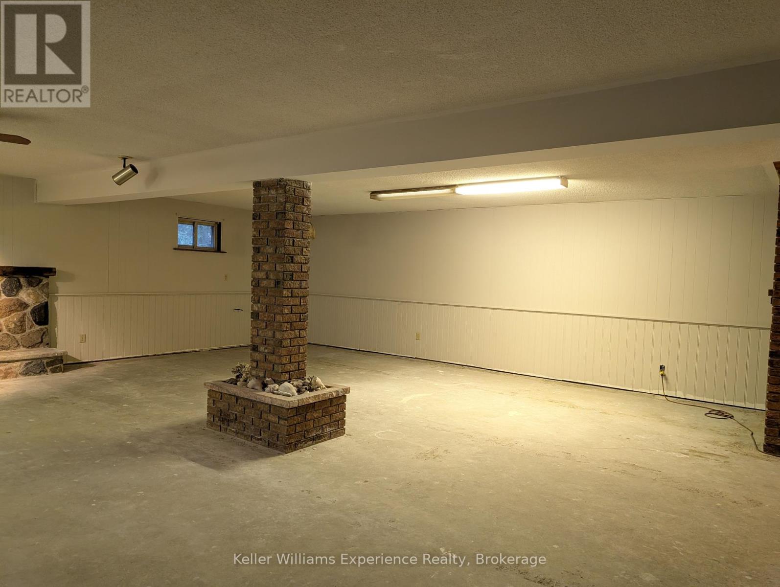 386 Beaumont Drive, Bracebridge, Ontario  P1L 1X2 - Photo 23 - X12359295