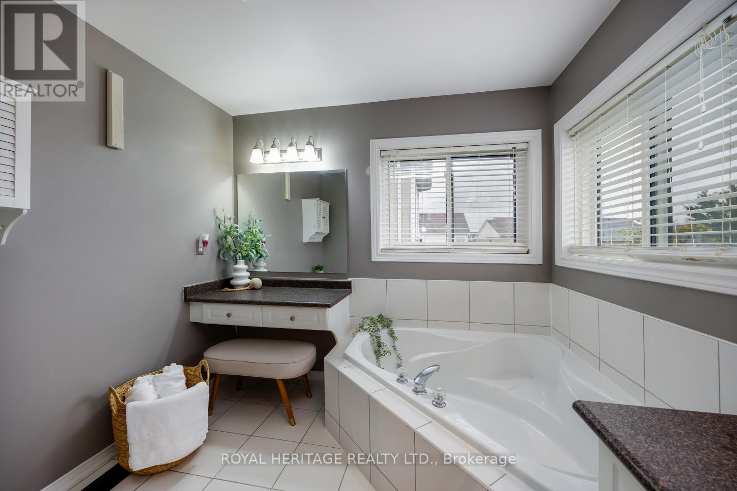 1545 Arborwood Drive, Oshawa, Ontario  L1K 2Y5 - Photo 19 - E12397384