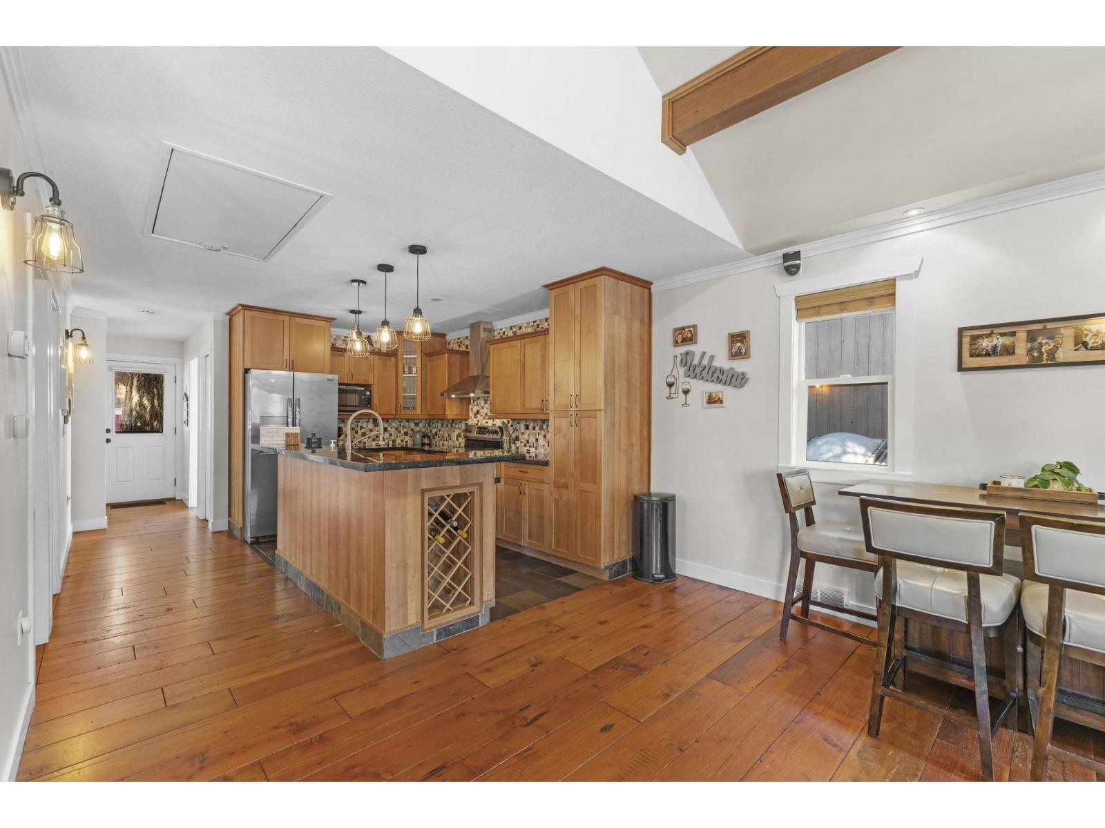 311 Spruce Street, Cultus Lake North, Cultus Lake, British Columbia  V2R 4Y7 - Photo 8 - R3050673