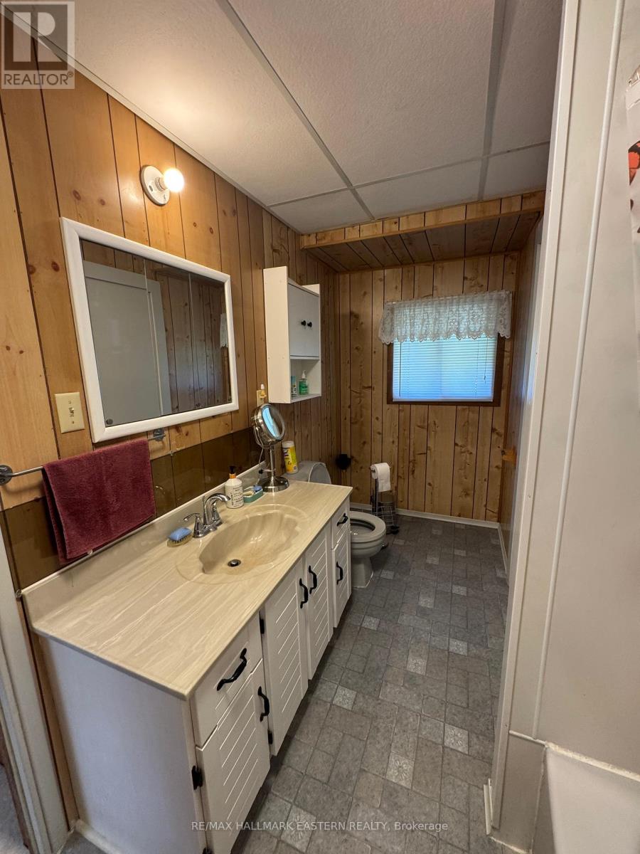 46 Lakeview Cottage Road Se, Kawartha Lakes, Ontario  K0M 2B0 - Photo 12 - X12420024