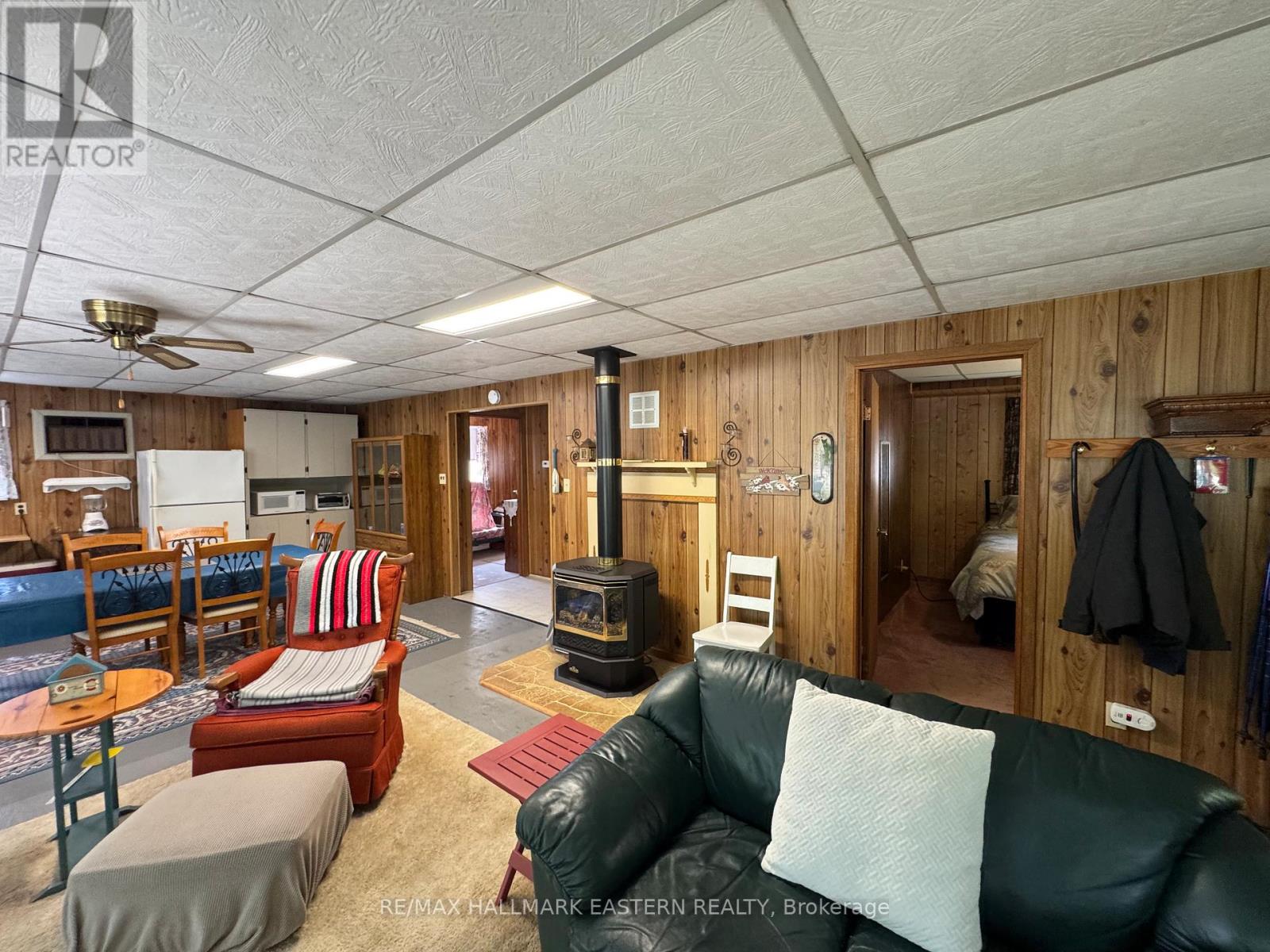 46 Lakeview Cottage Road Se, Kawartha Lakes, Ontario  K0M 2B0 - Photo 5 - X12420024