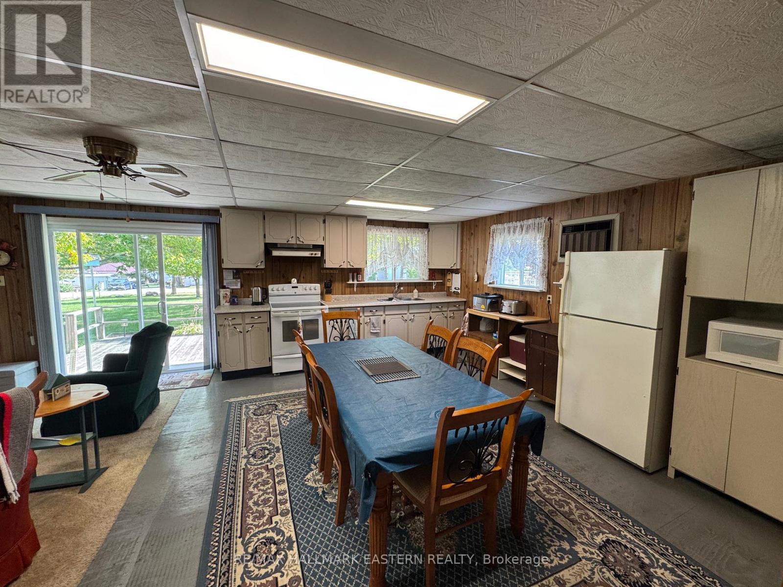 46 Lakeview Cottage Road Se, Kawartha Lakes, Ontario  K0M 2B0 - Photo 7 - X12420024