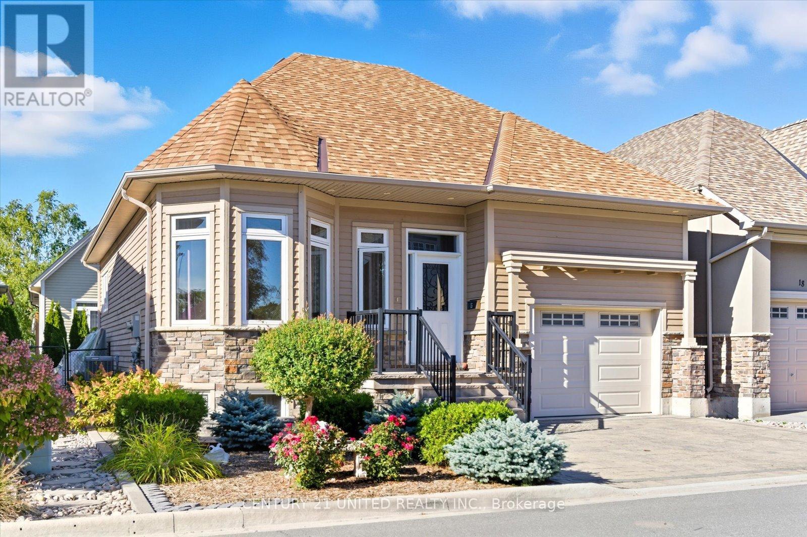 16 Lockside Drive, Peterborough, Ontario  K9J 8T1 - Photo 3 - X12420039