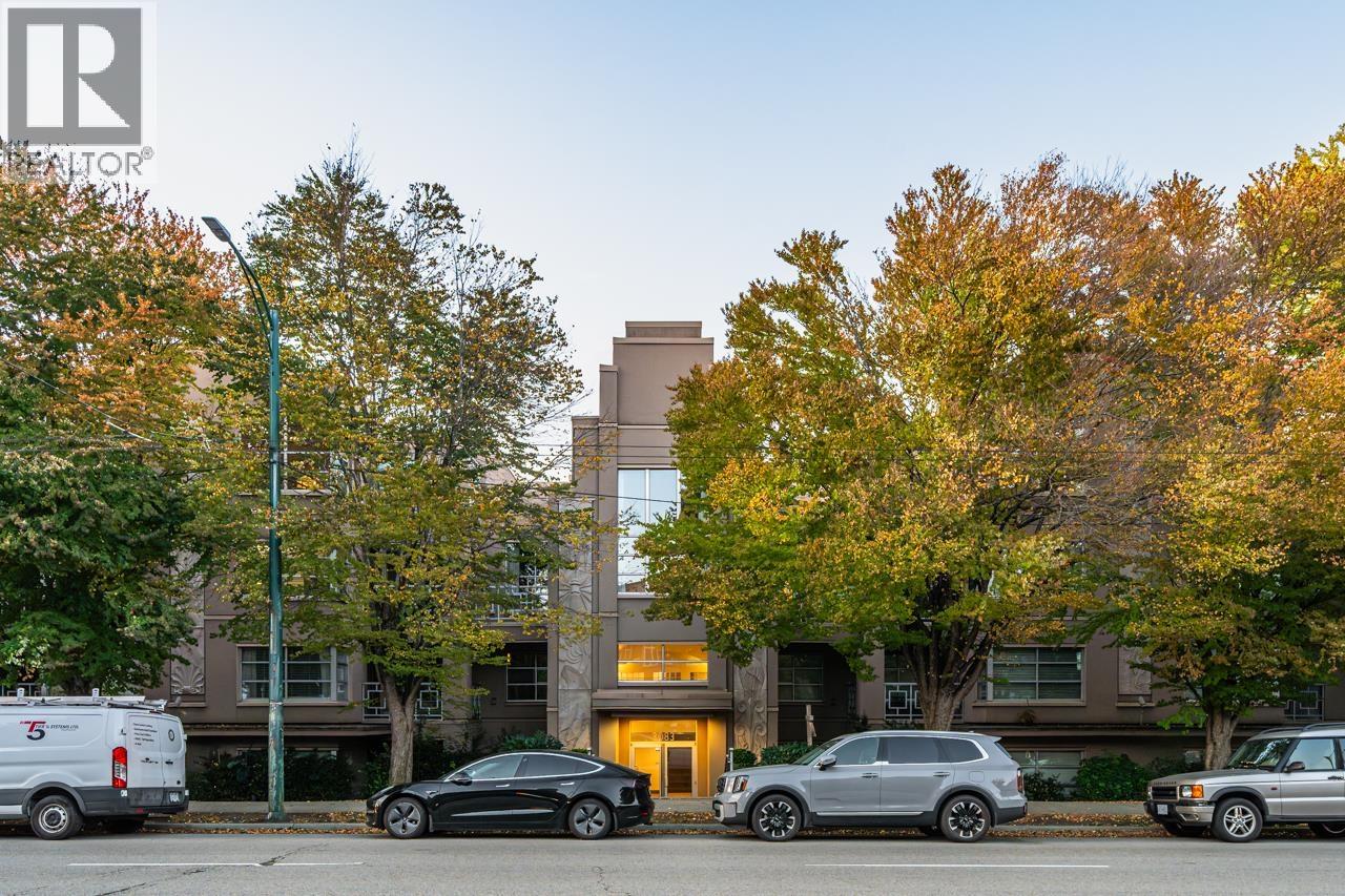 403 3083 W 4TH AVENUE, Vancouver, British Columbia