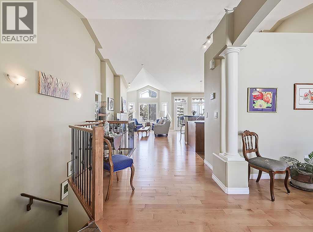 427 Rocky Vista Gardens Nw, Calgary, Alberta  T3G 5V1 - Photo 3 - A2253685