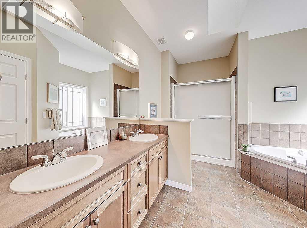 427 Rocky Vista Gardens Nw, Calgary, Alberta  T3G 5V1 - Photo 20 - A2253685