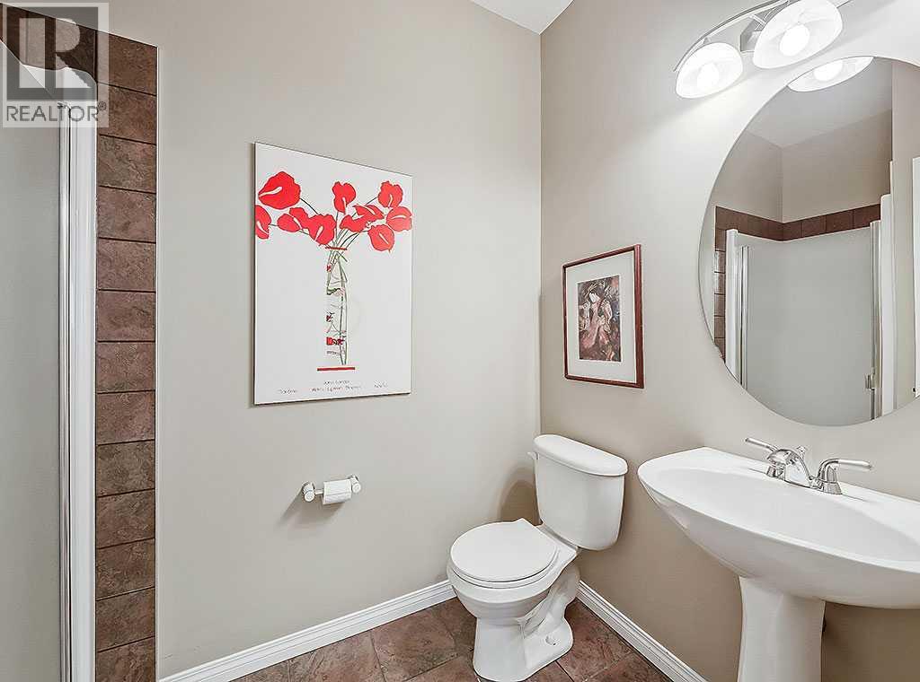 427 Rocky Vista Gardens Nw, Calgary, Alberta  T3G 5V1 - Photo 24 - A2253685