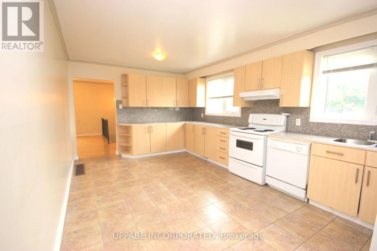 Unit 1 - 376 Tremblay Road, Ottawa, Ontario  K1G 0B5 - Photo 4 - X12420046